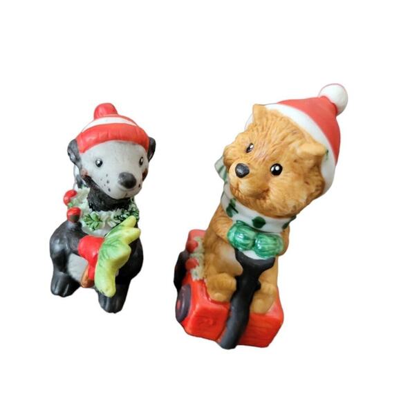 Vintage Enesco Miniature Christmas Bear Skunk Figurines Taiwan Collectible - Picture 4 of 7